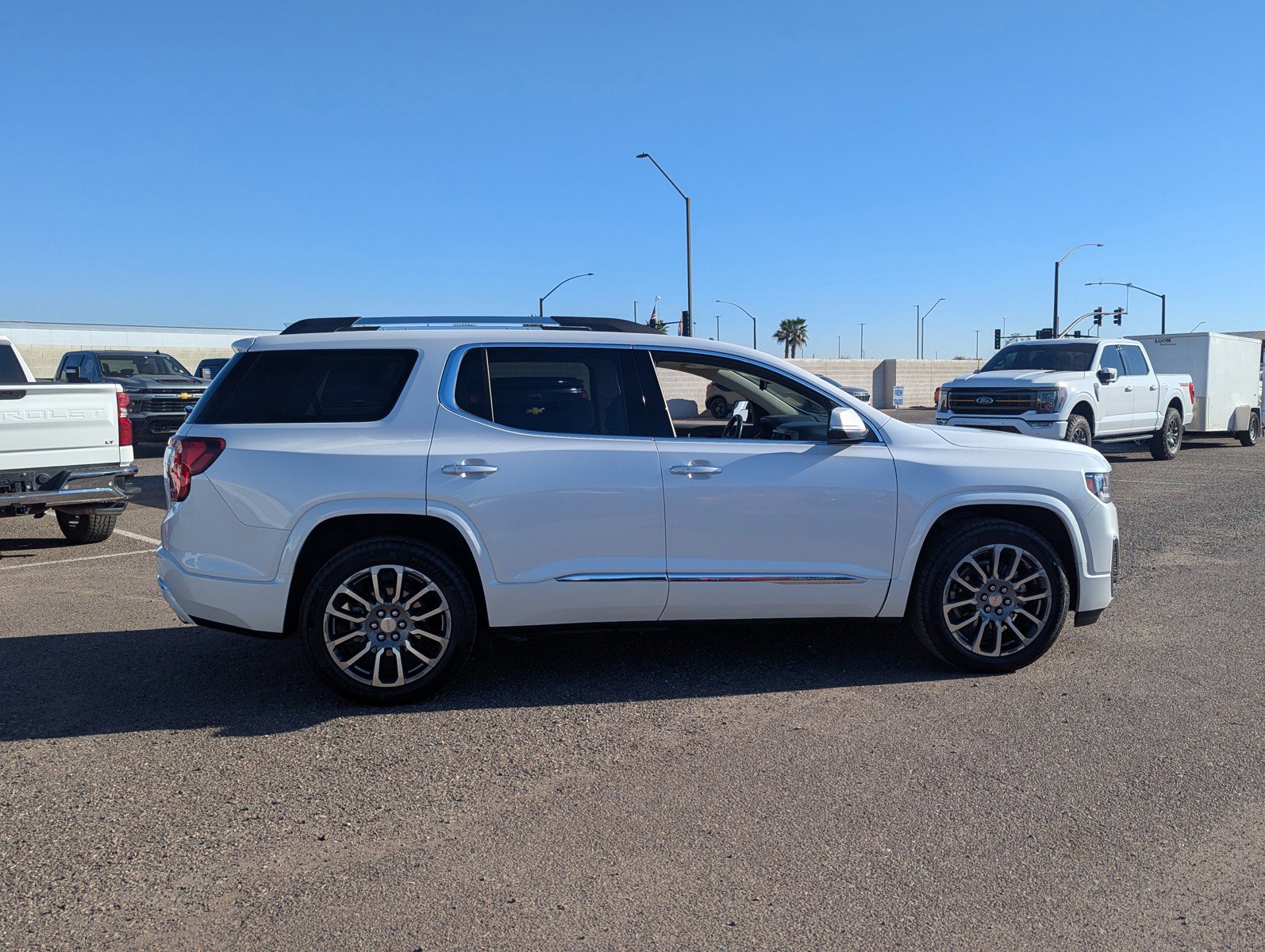 Used 2021 GMC Acadia Denali w/ Denali Ultimate Package image 5