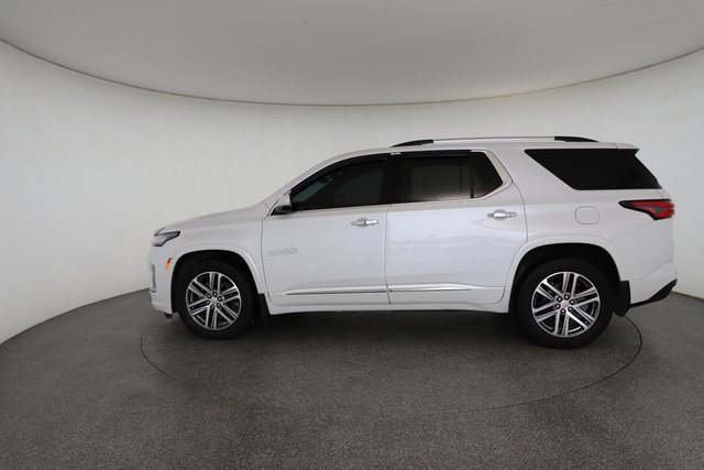 Used 2024 Chevrolet Traverse High Country image 7