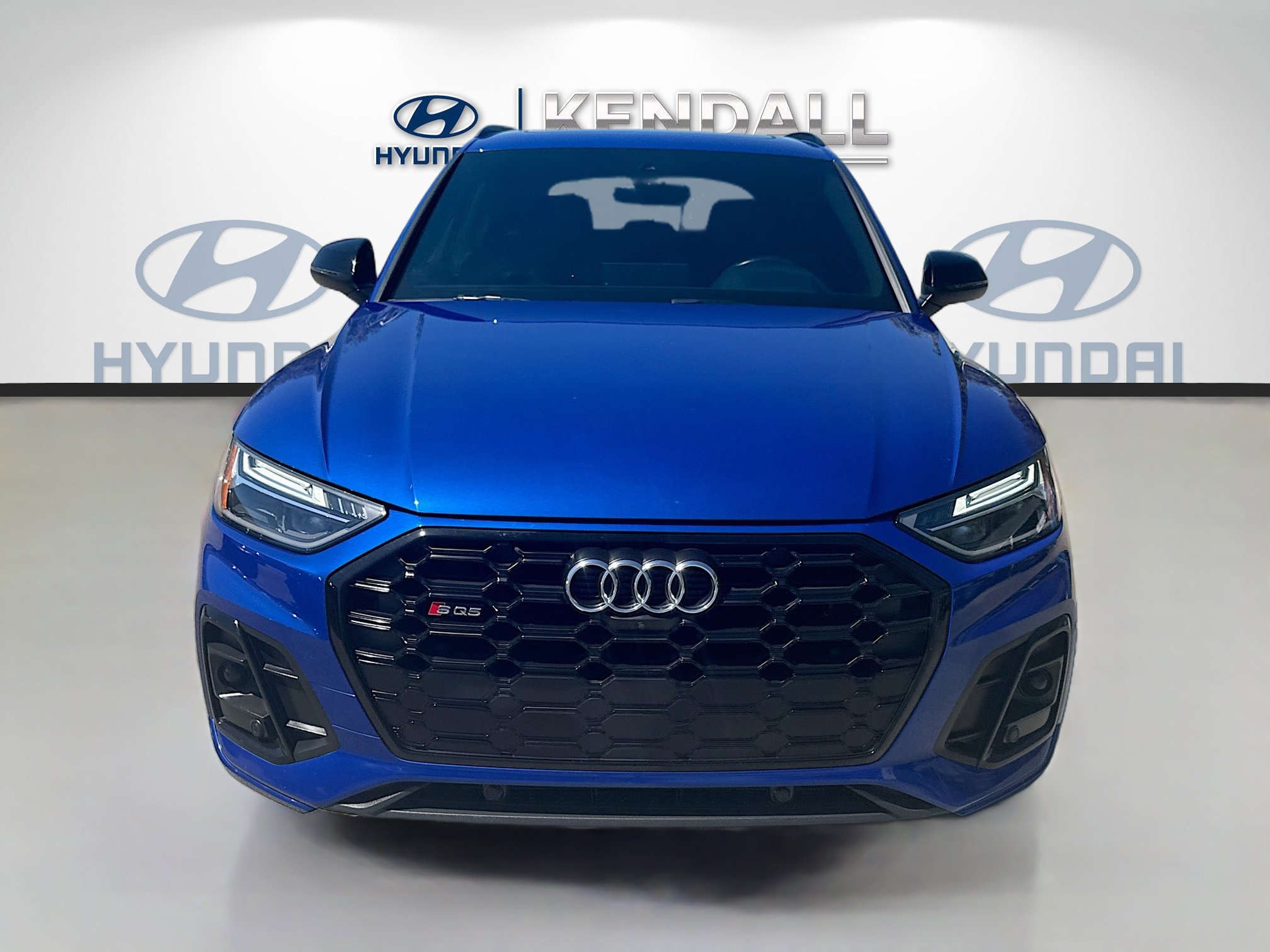 Used 2021 Audi SQ5 Premium Plus w/ Premium Plus Package AWD/4WD image 2