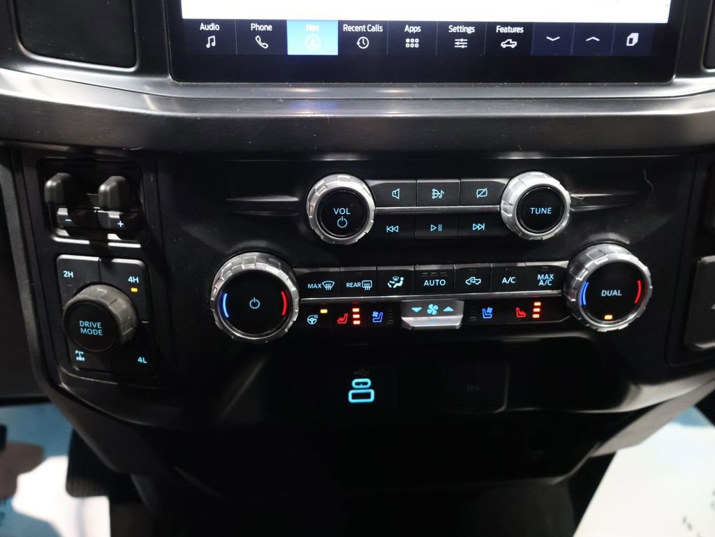 Used 2024 Ford F250 Lariat w/ Chrome Package image 29