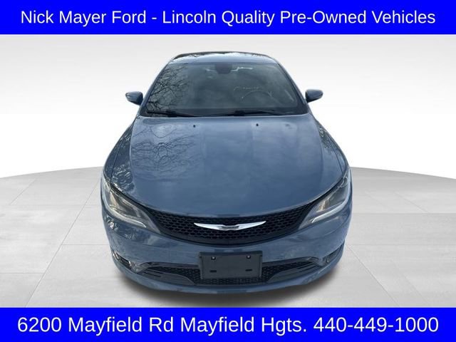 Used 2015 Chrysler 200 S image 2