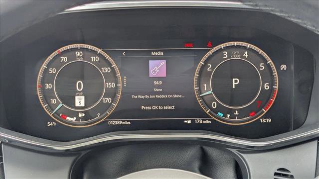 Used 2024 Jaguar F-PACE R-Dynamic S image 15