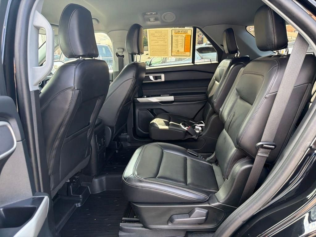 Used 2023 Ford Explorer XLT w/ Equipment Group 202A AWD/4WD image 22
