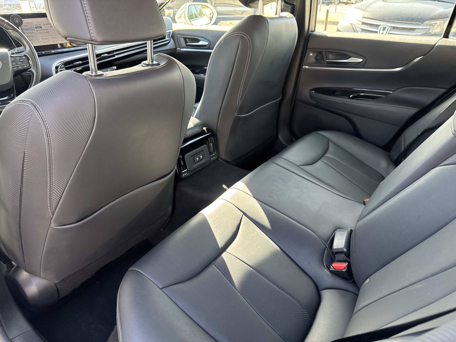 Used 2021 Toyota Mirai w/ Advanced Technology Package image 9