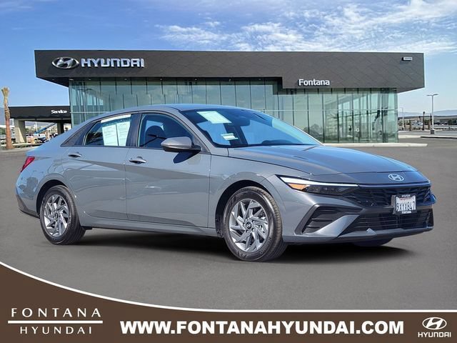 Certified 2026 Hyundai Elantra Hybrid FWD image 1