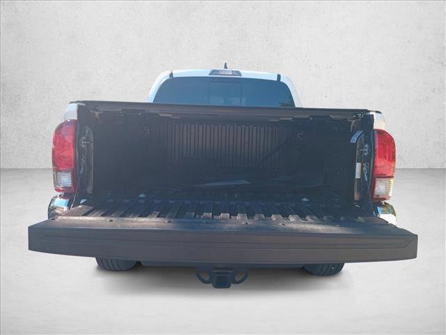 Used 2020 Toyota Tacoma SR5 image 6