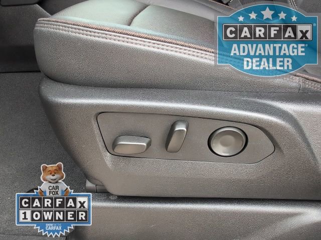 Used 2024 Chevrolet Suburban High Country image 17