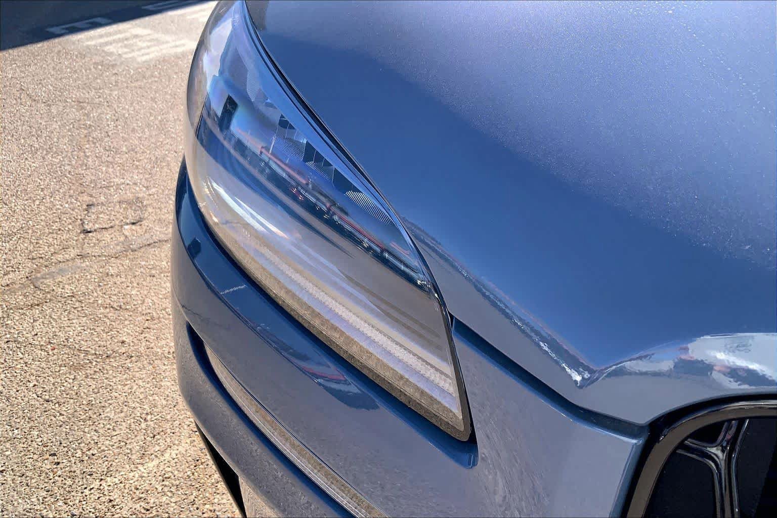 New 2026 Lincoln Corsair Premiere image 13