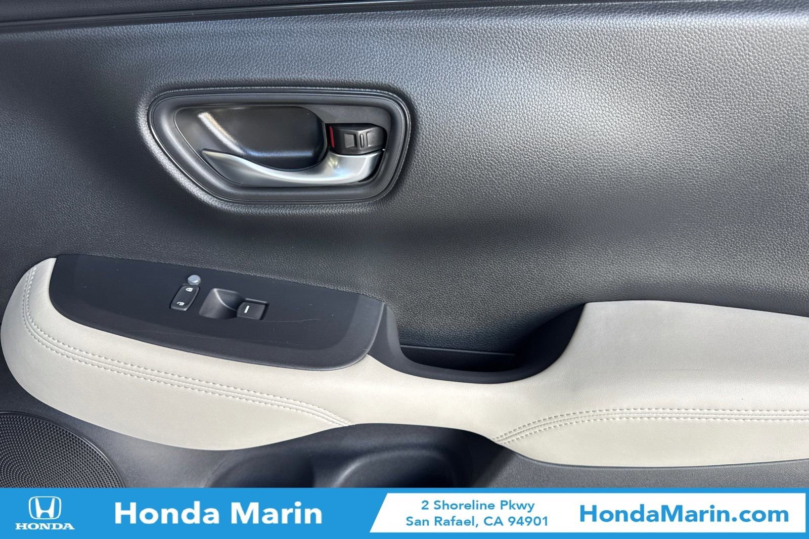 Certified 2025 Honda HR-V LX image 22