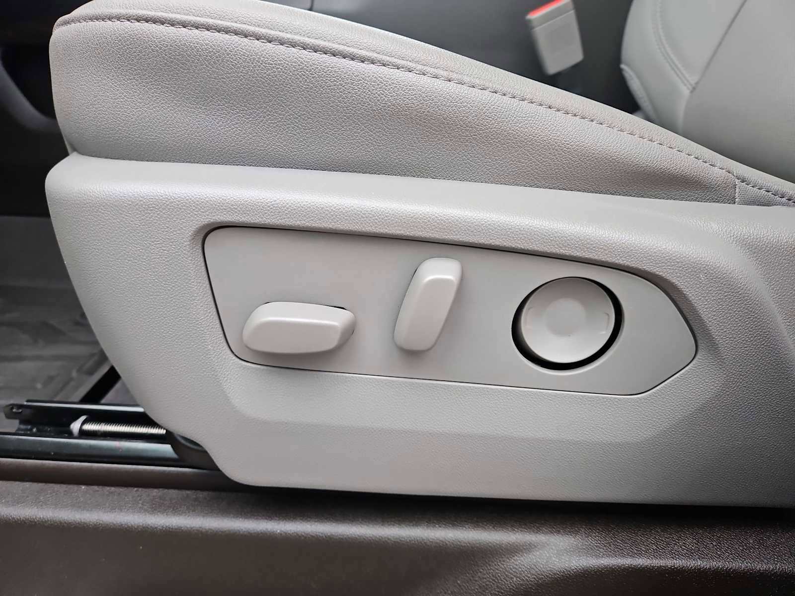 Certified 2023 GMC Sierra 1500 SLT w/ SLT Premium Package image 17