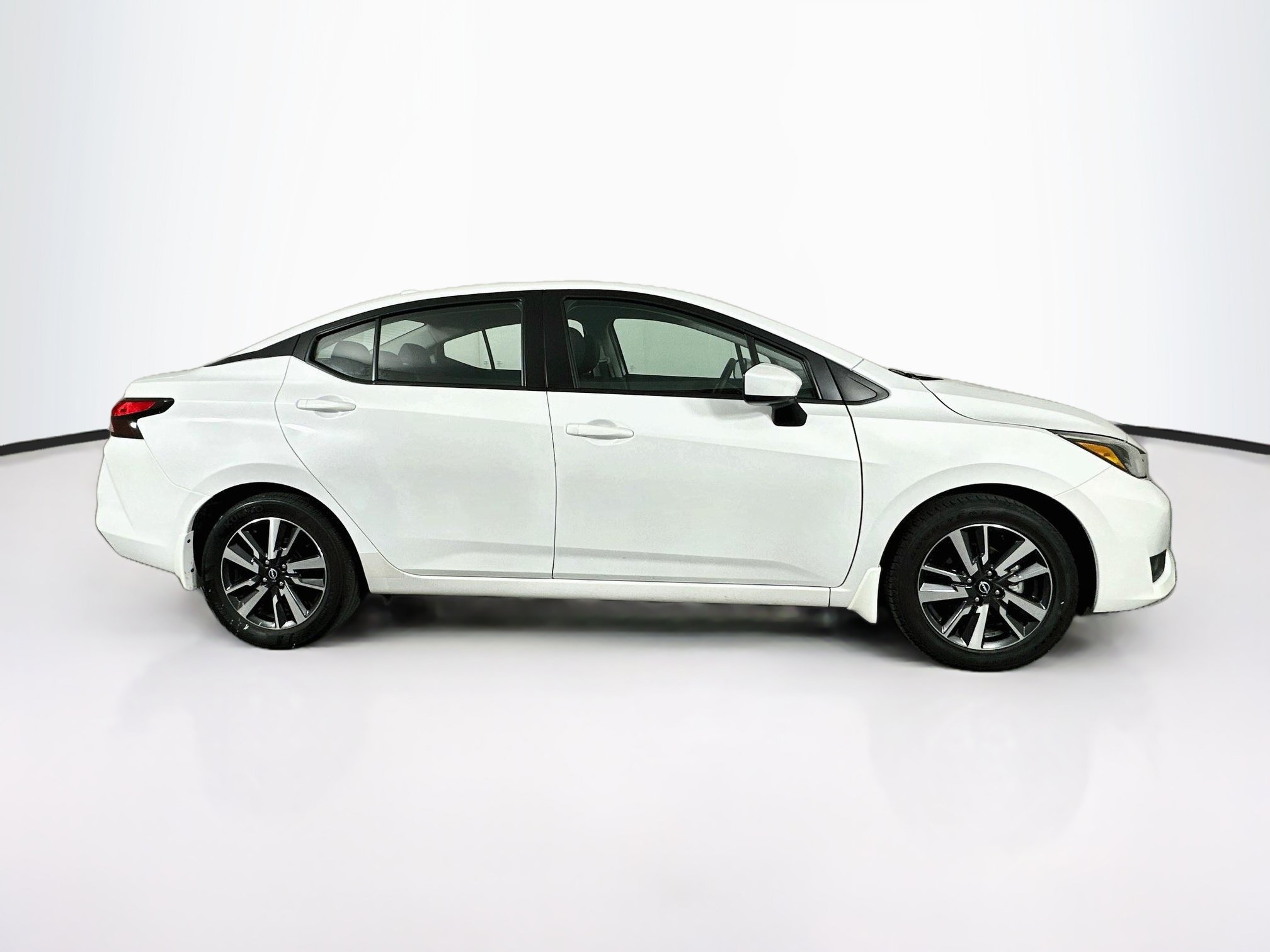 Used 2025 Nissan Versa SV w/ Trunk Package FWD image 10