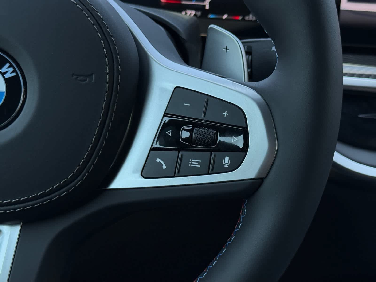 New 2026 BMW X6 M60i w/ Executive Package AWD/4WD image 25