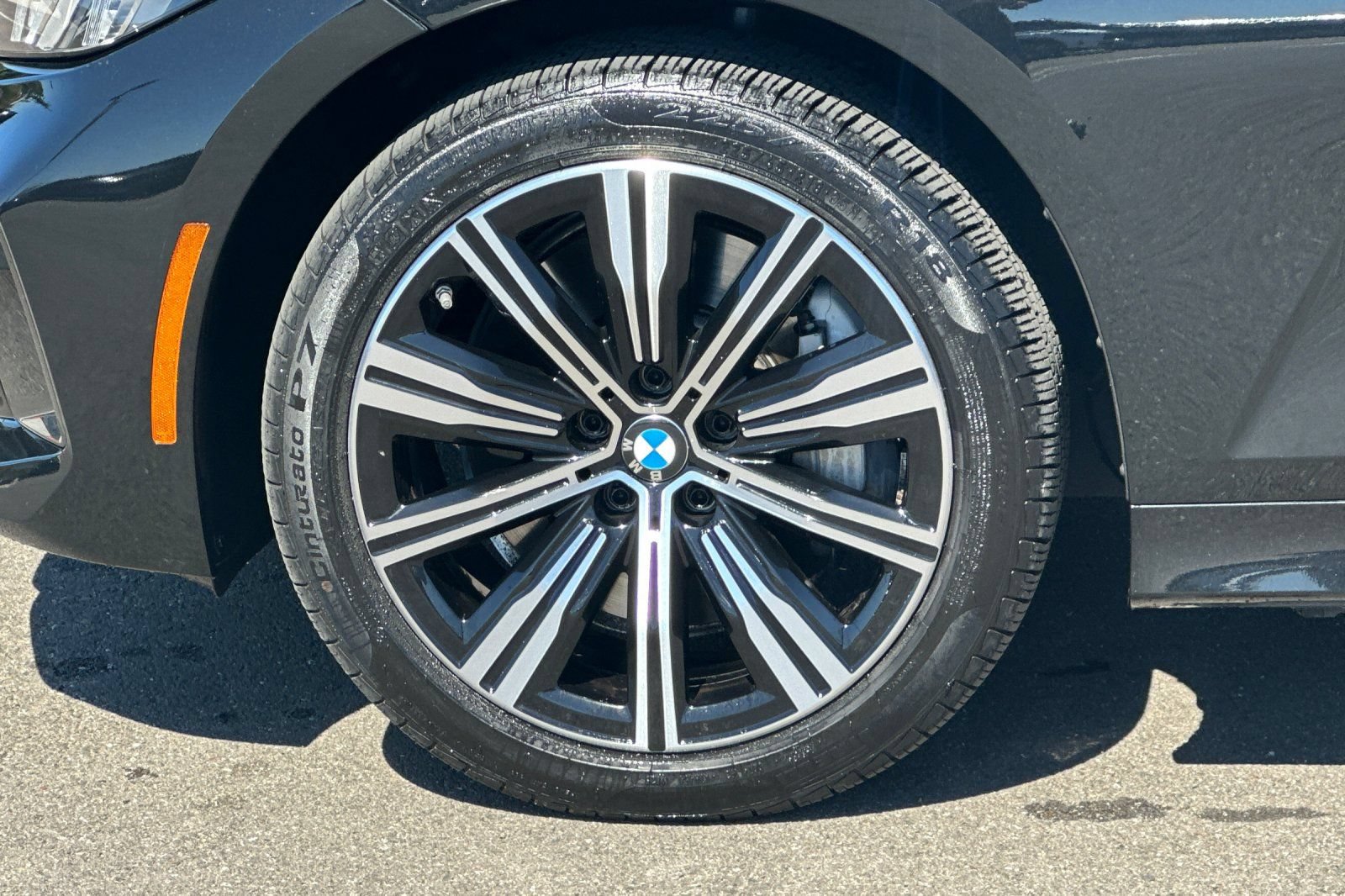 Used 2025 BMW 330i xDrive Sedan AWD/4WD image 44