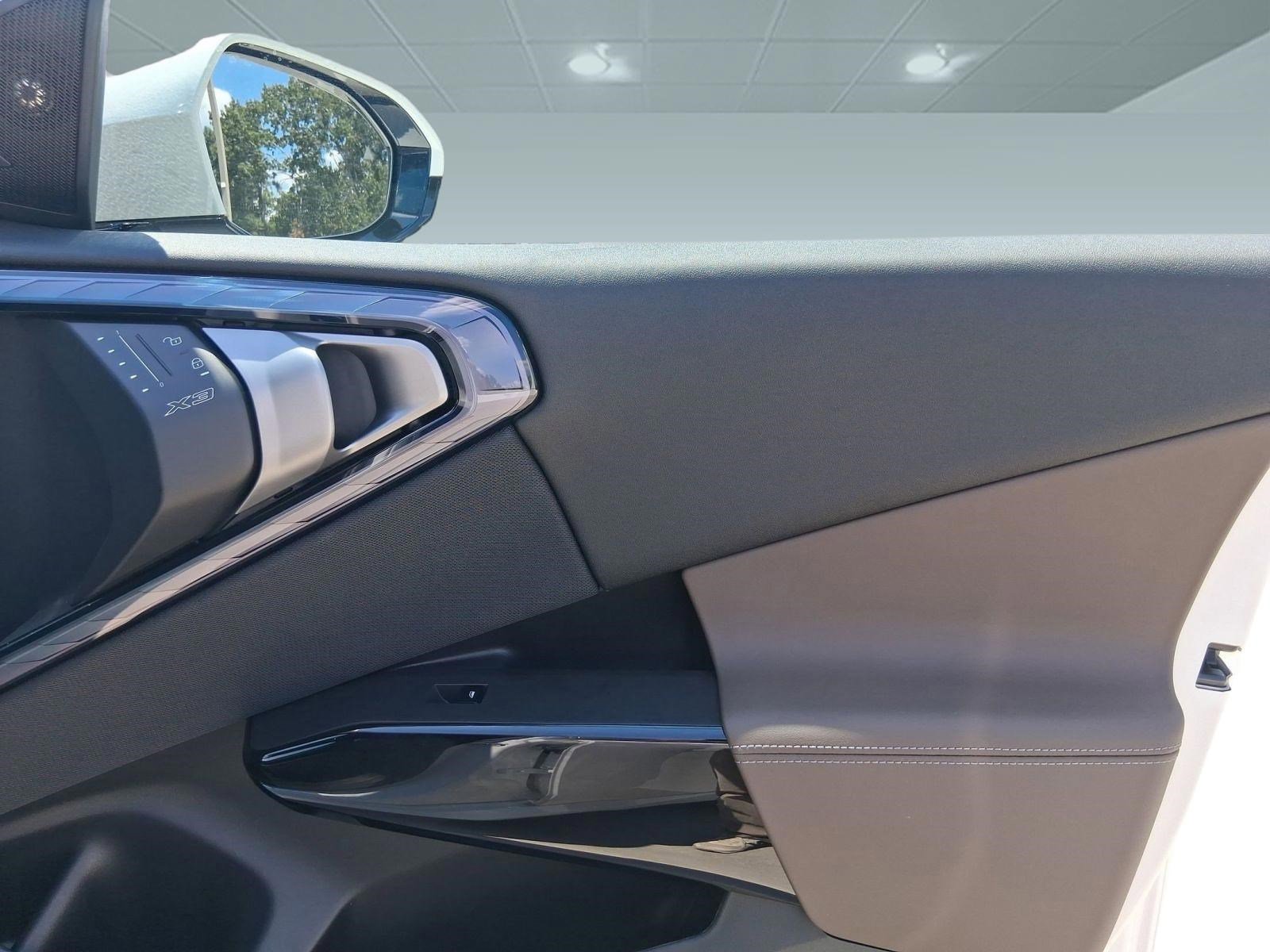 Used 2026 BMW X3 xDrive30 w/ M Sport Package image 30