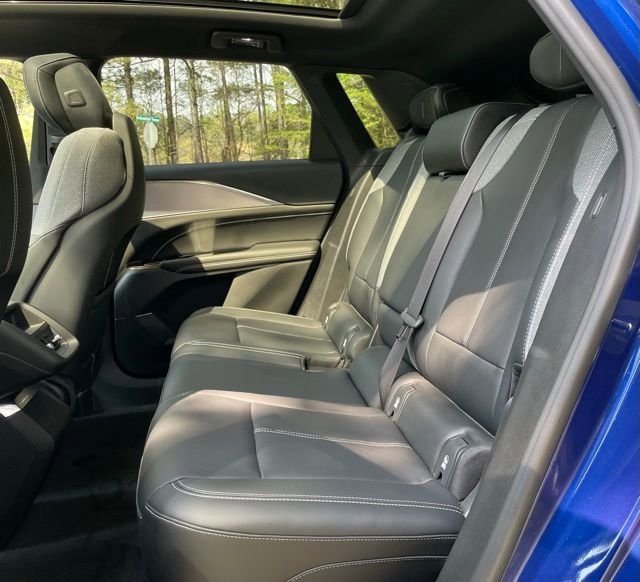 Used 2024 Cadillac Lyriq Tech image 15