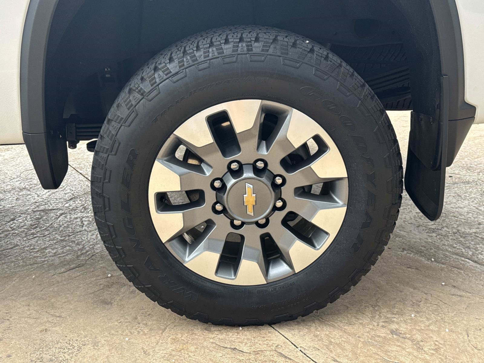 Used 2025 Chevrolet Silverado 2500 Custom w/ Custom Value Package AWD/4WD image 52