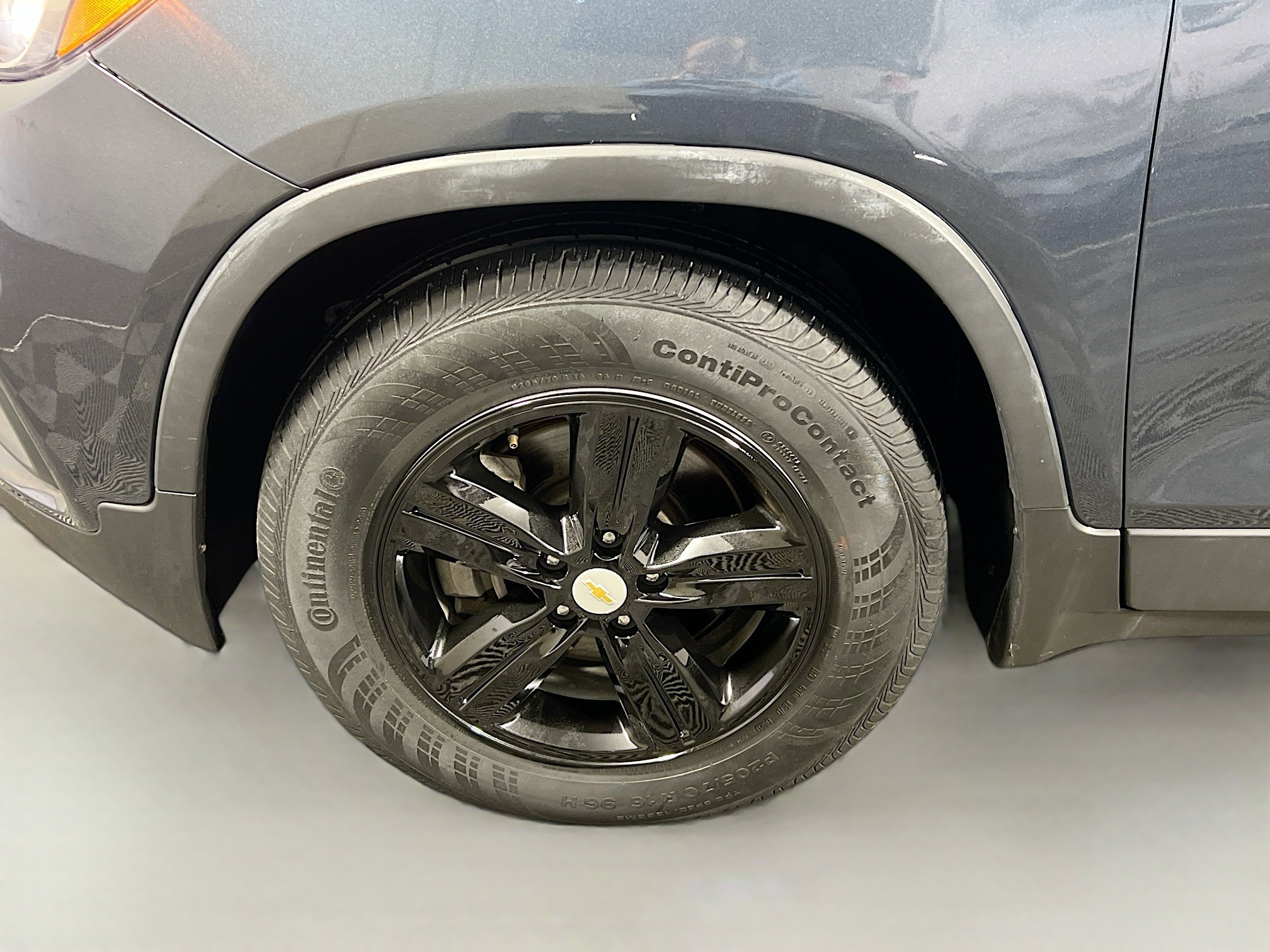 Used 2021 Chevrolet Trax LS w/ Tint and Cruise Package image 13