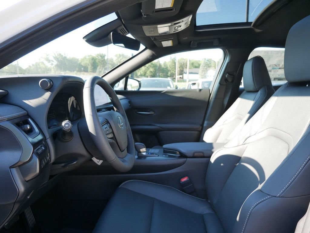 New 2026 Lexus UX 300h AWD image 9