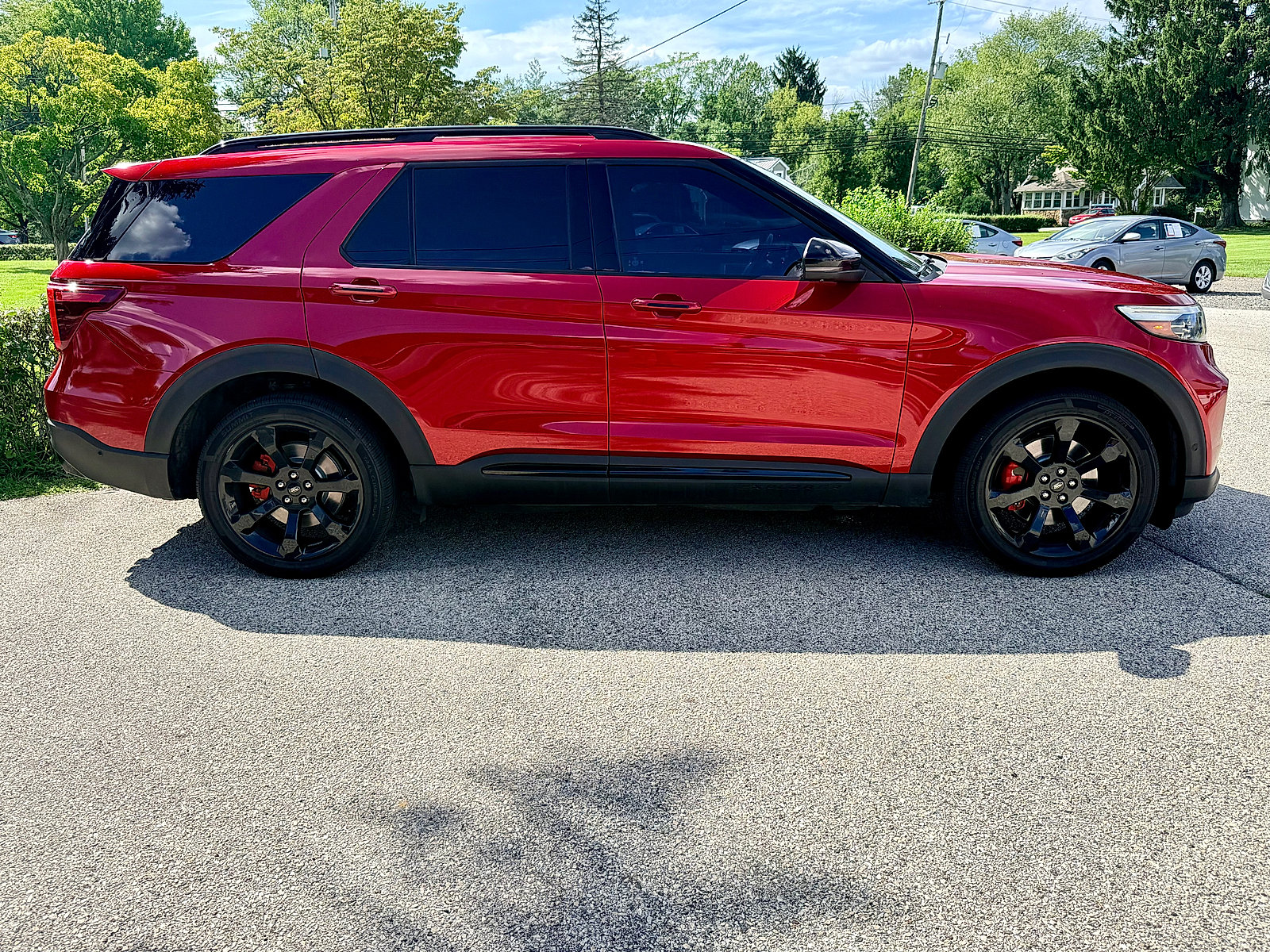 Used 2020 Ford Explorer ST w/ ST Street Pack AWD/4WD image 3