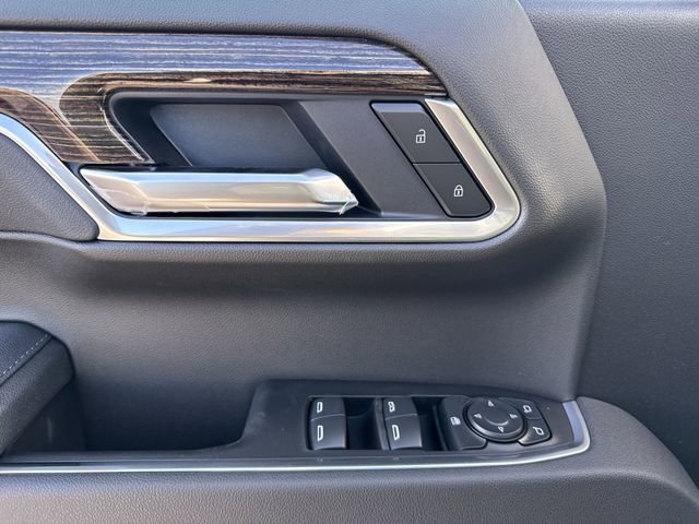 New 2026 GMC Sierra 1500 SLE image 13