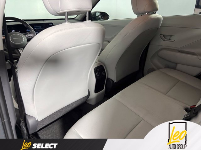 Used 2025 Hyundai Kona SEL AWD/4WD image 15