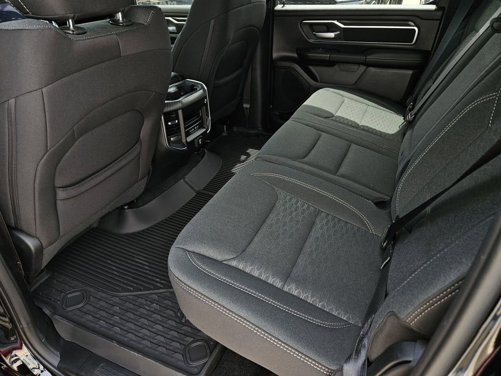 New 2026 RAM 1500 4x4 Crew Cab image 11