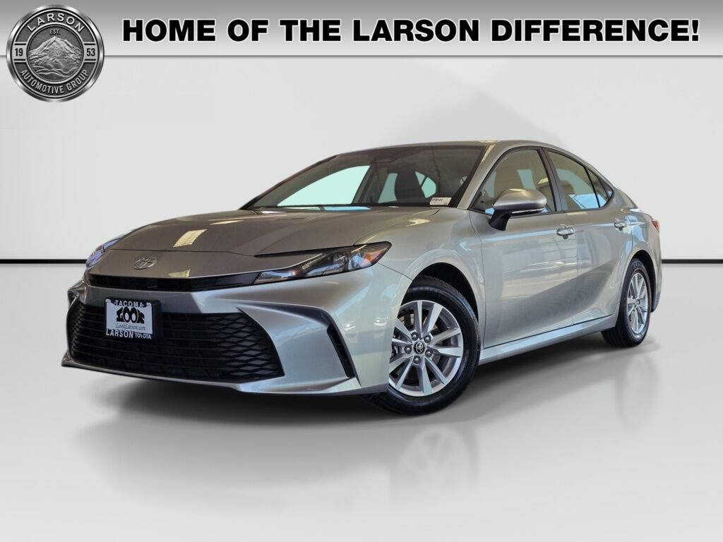 Used 2025 Toyota Camry LE FWD image 1
