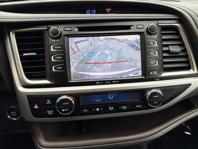 Used 2019 Toyota Highlander XLE image 20