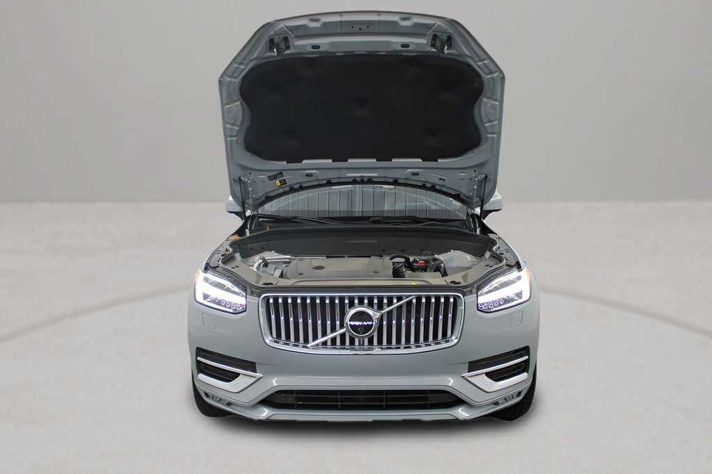 Certified 2024 Volvo XC90 B6 Ultimate w/ Protection Package Premier AWD/4WD image 37