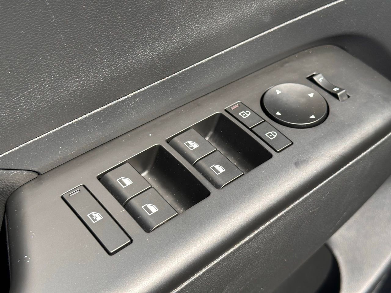 Certified 2024 Hyundai Kona SE image 20