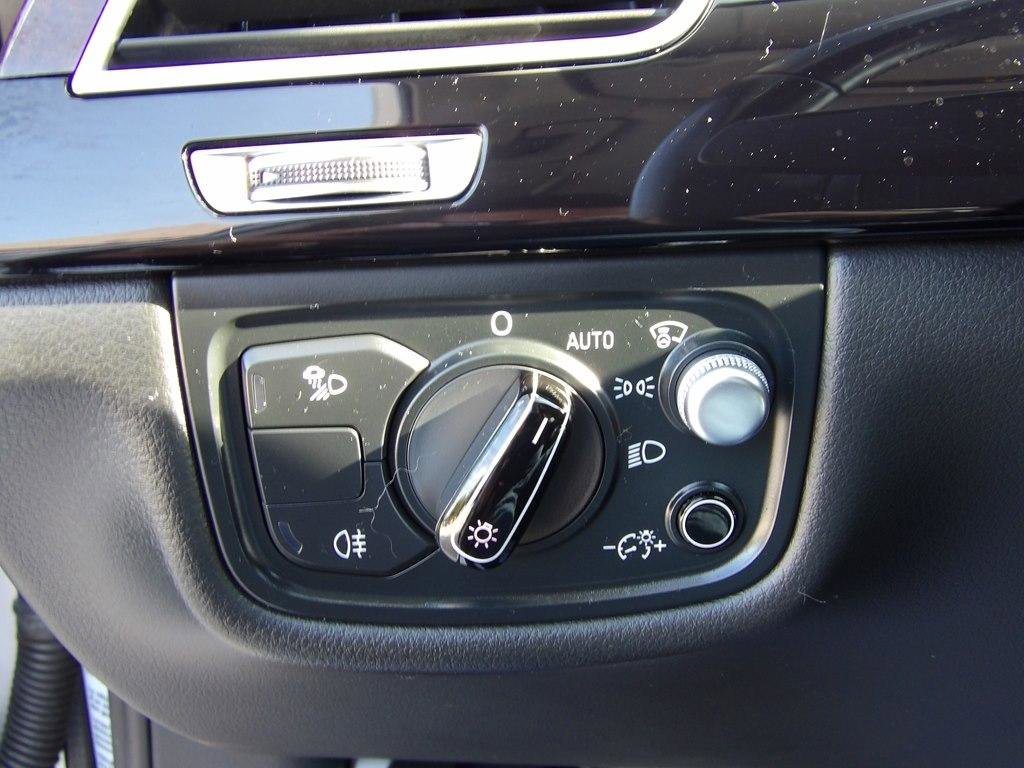 Used 2015 Audi A8 L 3.0T AWD/4WD image 20