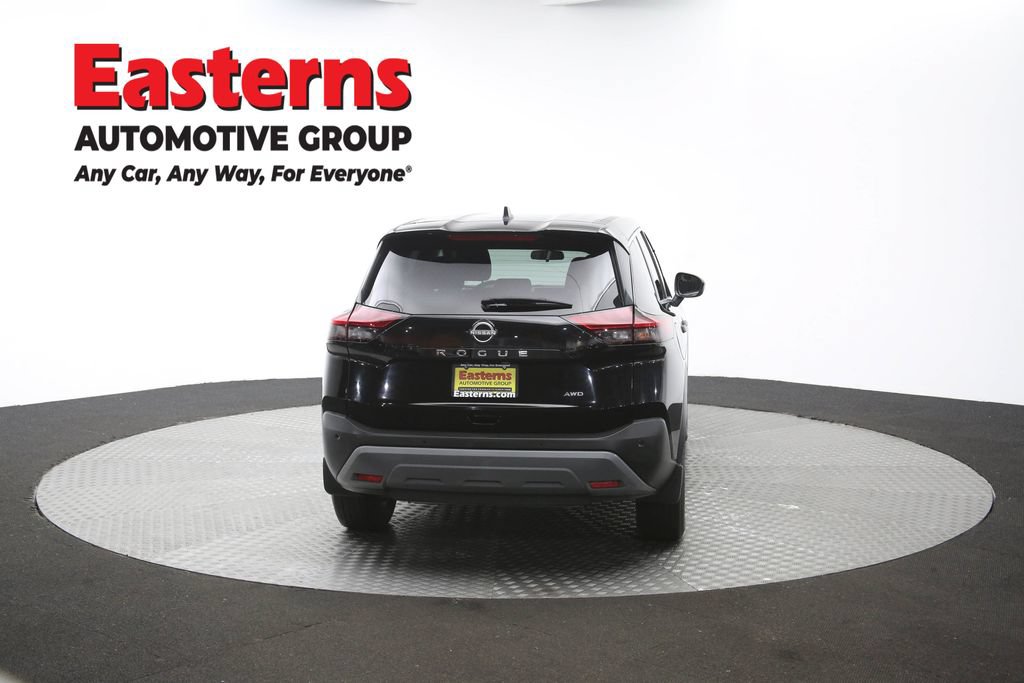 Used 2023 Nissan Rogue S AWD/4WD image 32
