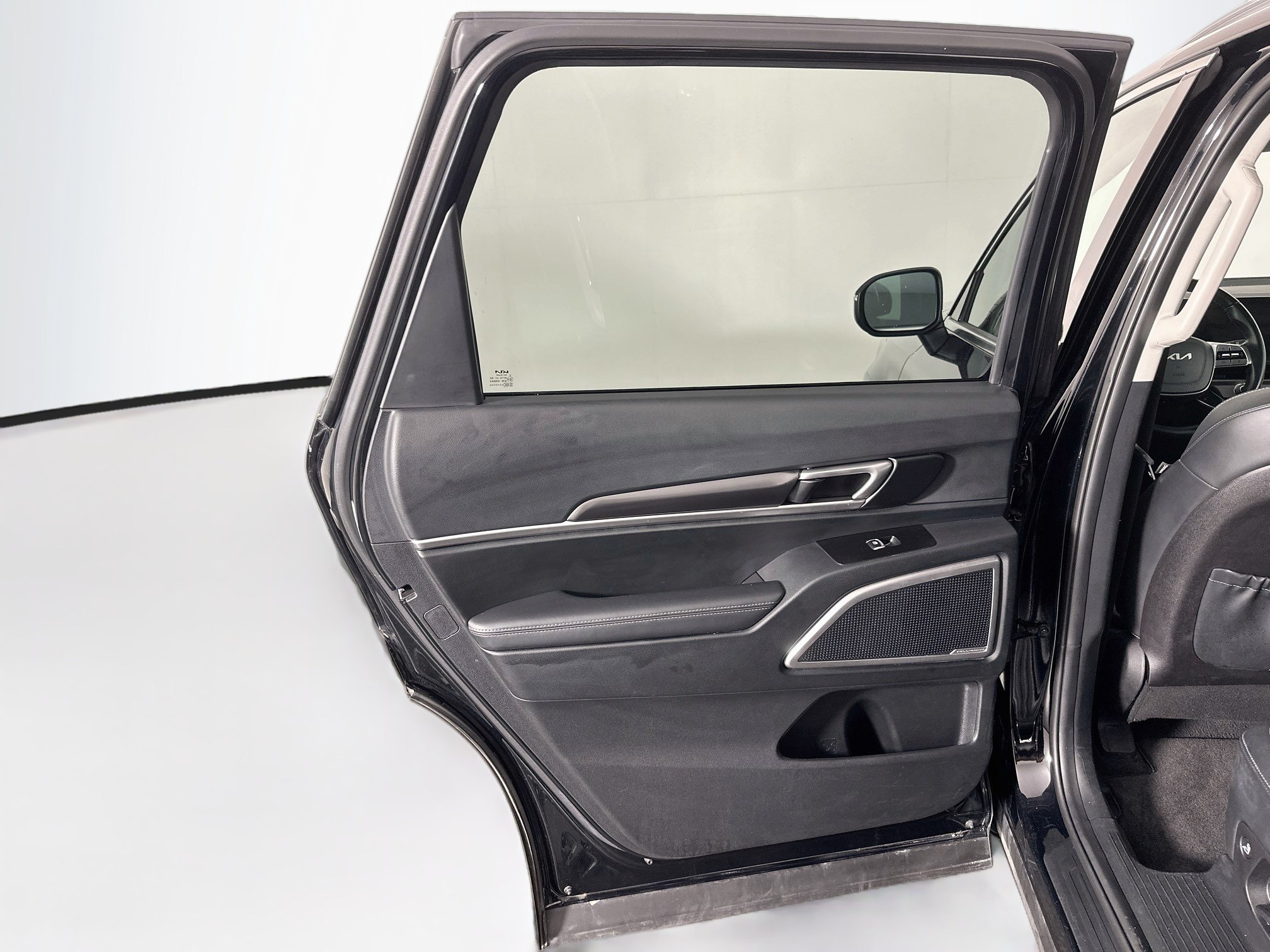 Used 2025 Kia Telluride S AWD/4WD image 27