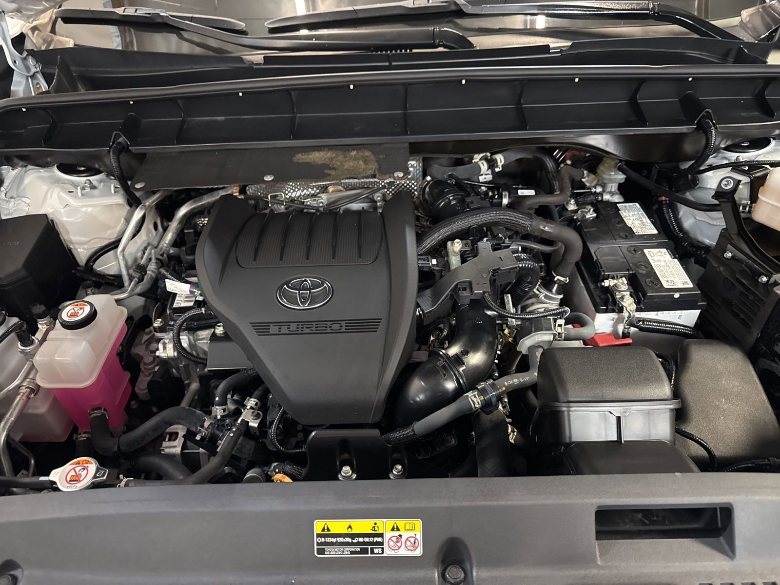 Used 2023 Toyota Highlander XLE image 33