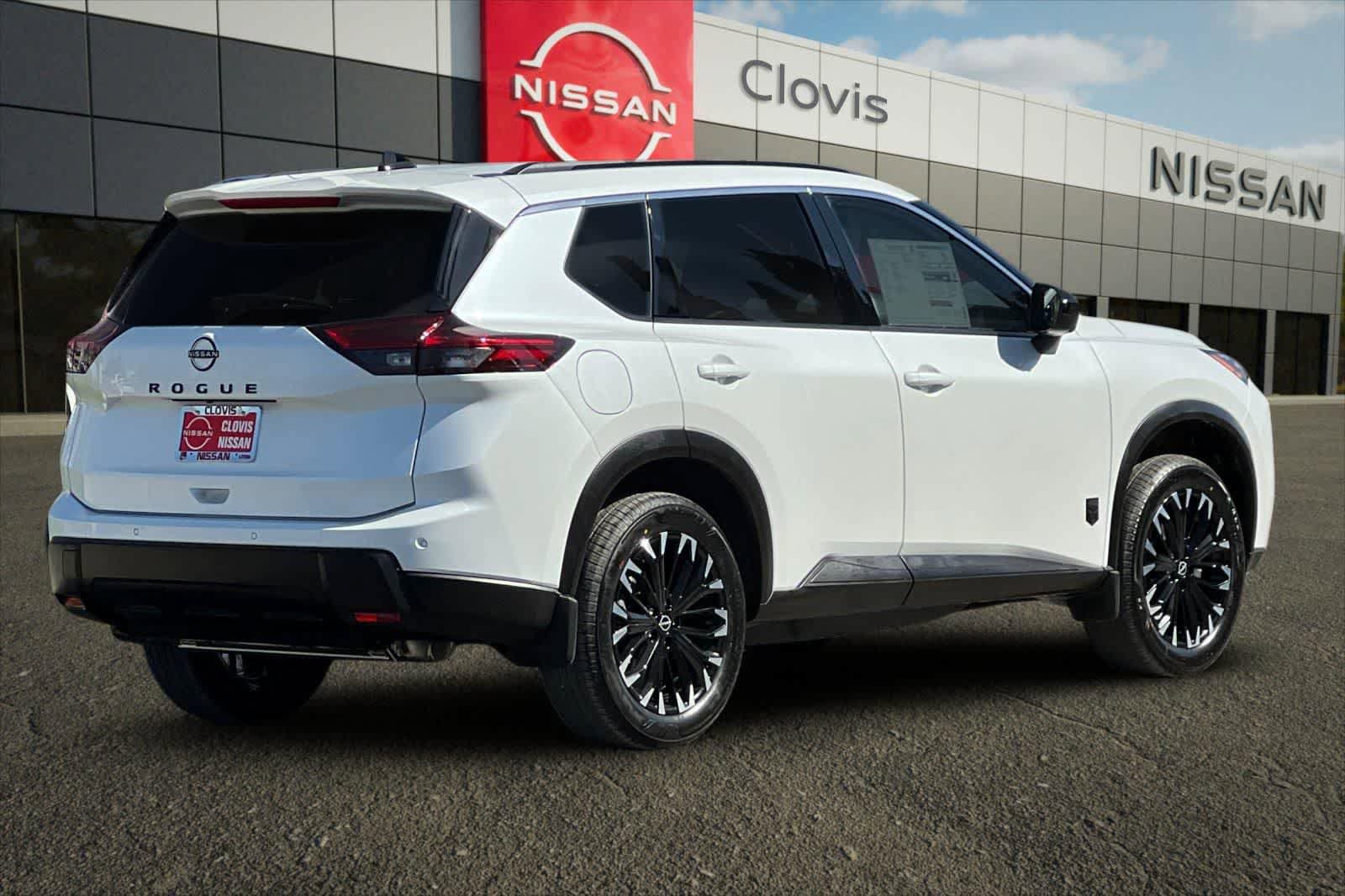New 2026 Nissan Rogue Dark Armor image 3