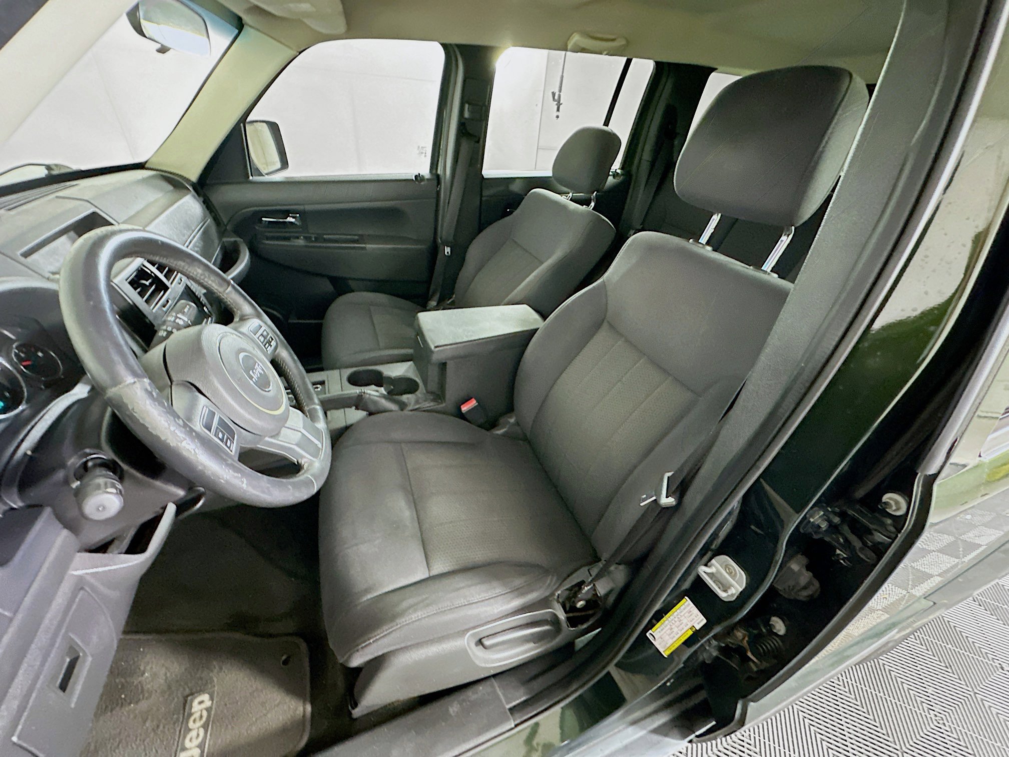 Used 2011 Jeep Liberty Sport w/ Popular Equipment Group image 13