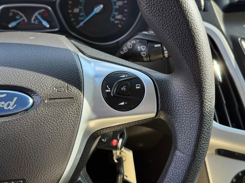 Used 2014 Ford Focus SE w/ SE Winter Package image 19