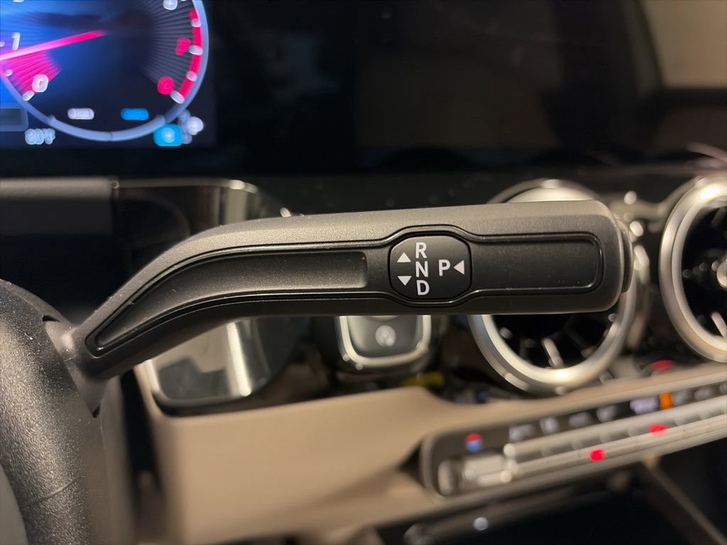 Certified 2025 Mercedes-Benz GLA 250 4MATIC image 17