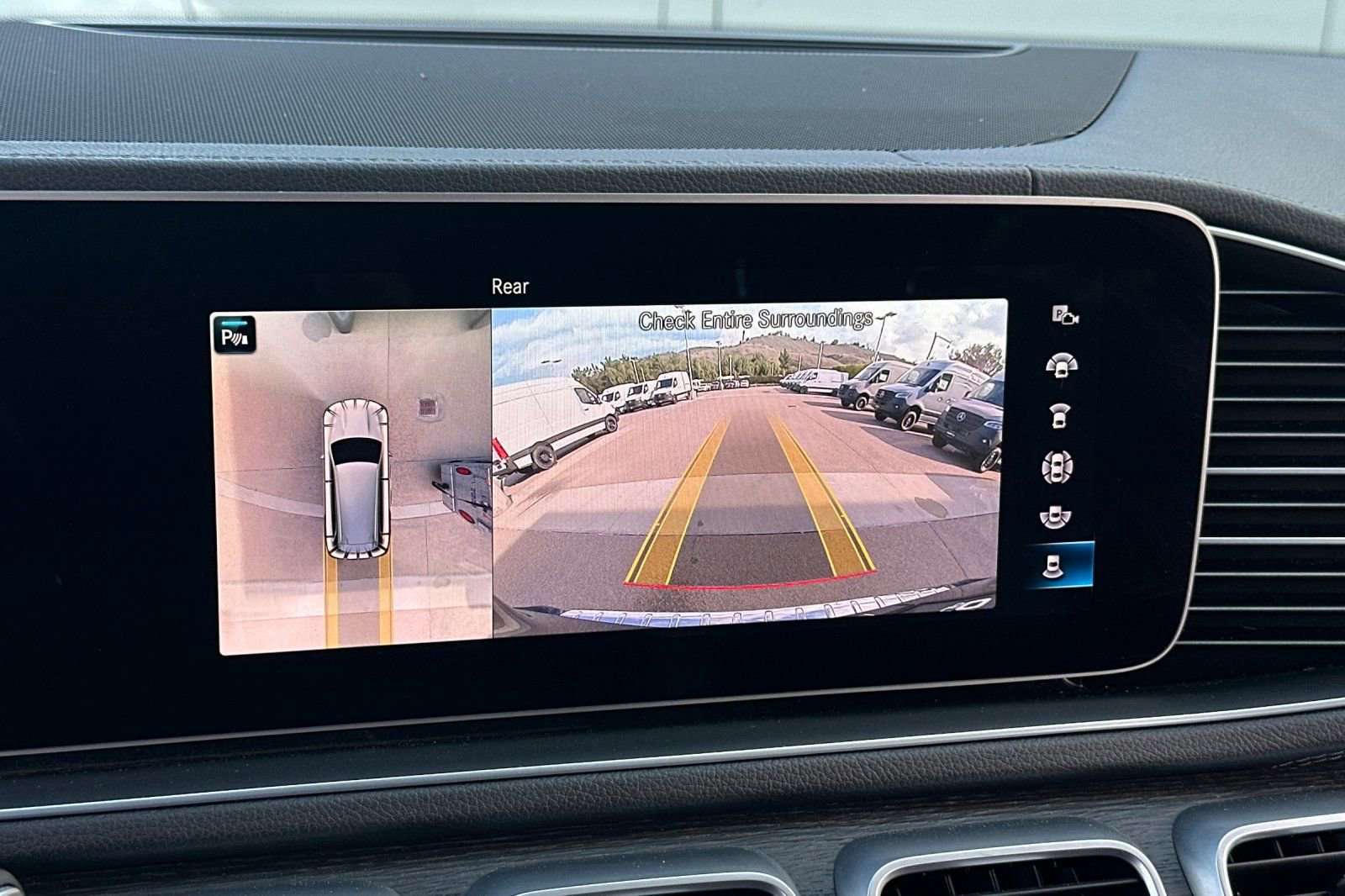 Certified 2022 Mercedes-Benz GLS 450 4MATIC image 17