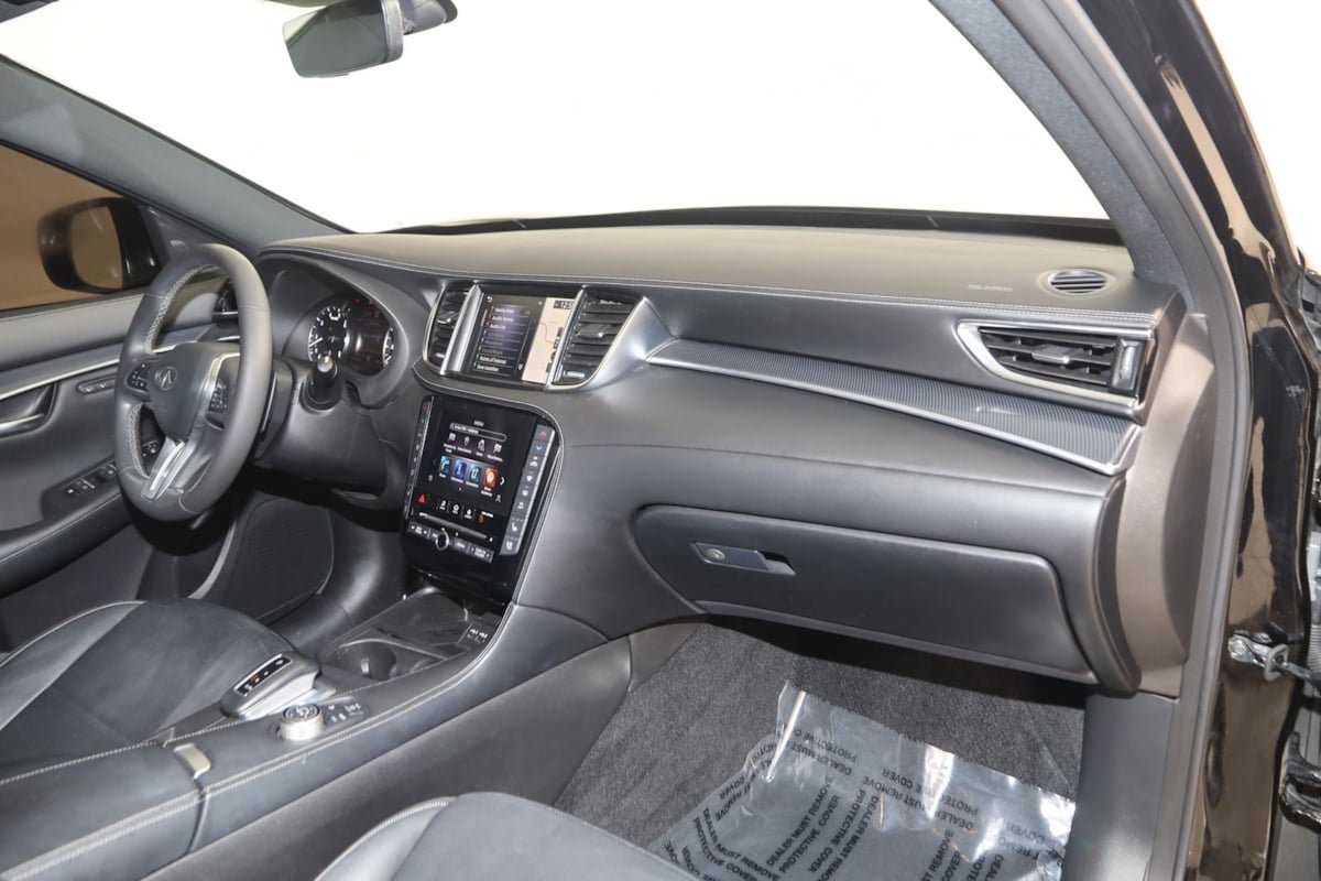 Used 2023 INFINITI QX50 Sport AWD/4WD image 41