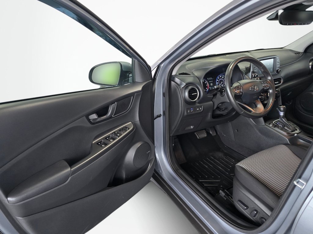 Used 2021 Hyundai Kona SEL Plus w/ Cargo Package AWD/4WD image 33