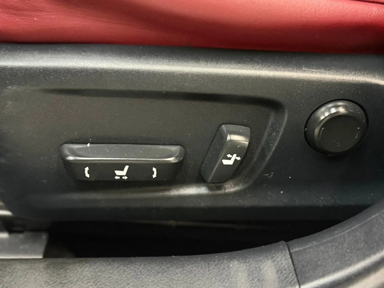 Used 2016 Lexus IS 300 AWD w/ F Sport Package image 23