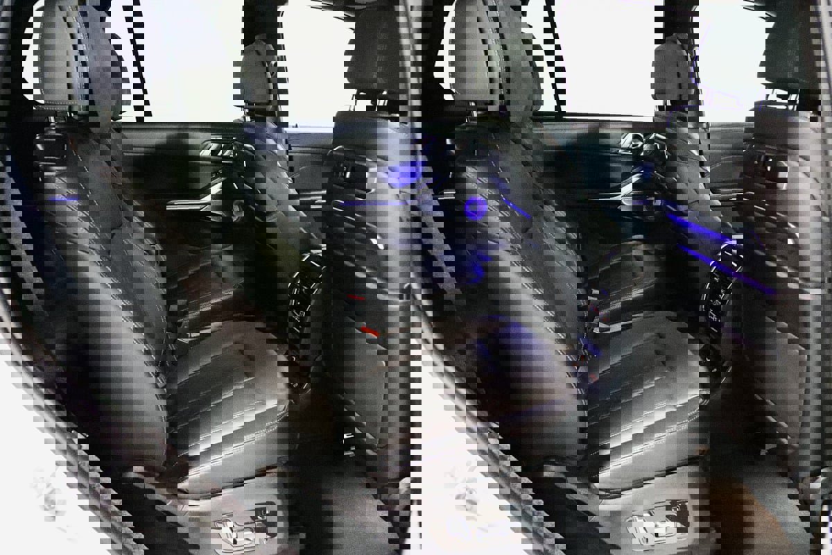 Used 2024 BMW X7 M60i image 75