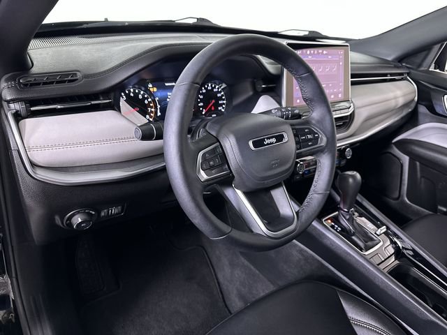 Used 2024 Jeep Compass Limited AWD/4WD image 10