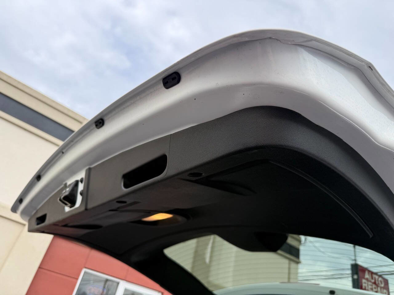 Used 2020 Dodge Grand Caravan SE FWD image 9
