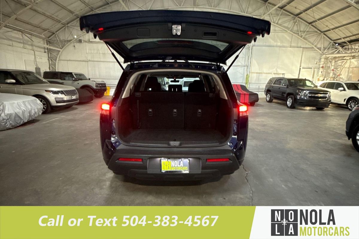 Used 2024 Nissan Pathfinder SV image 22