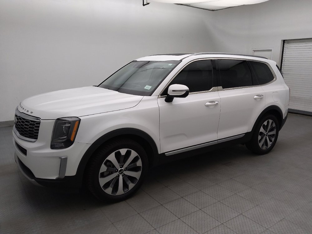 Used 2020 Kia Telluride S w/ S 8 Passenger Seating Package FWD image 2