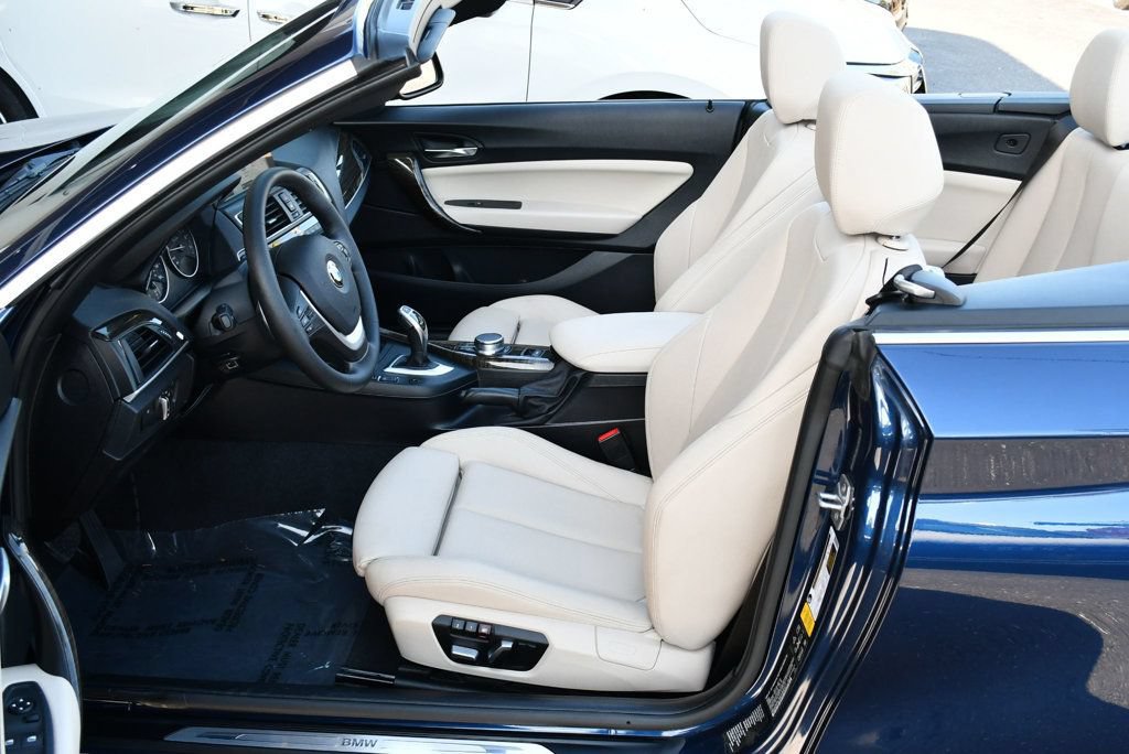 Used 2017 BMW 230i xDrive Convertible AWD/4WD image 54