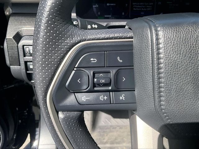 Used 2025 Toyota 4Runner Limited AWD/4WD image 24