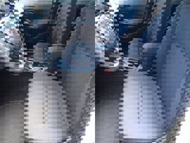 Used 2023 Toyota Corolla LE image 6